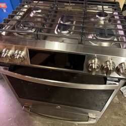 GE Natural Gas Range - 30 In 1 - Fingerprint Resistant Stainless Steel