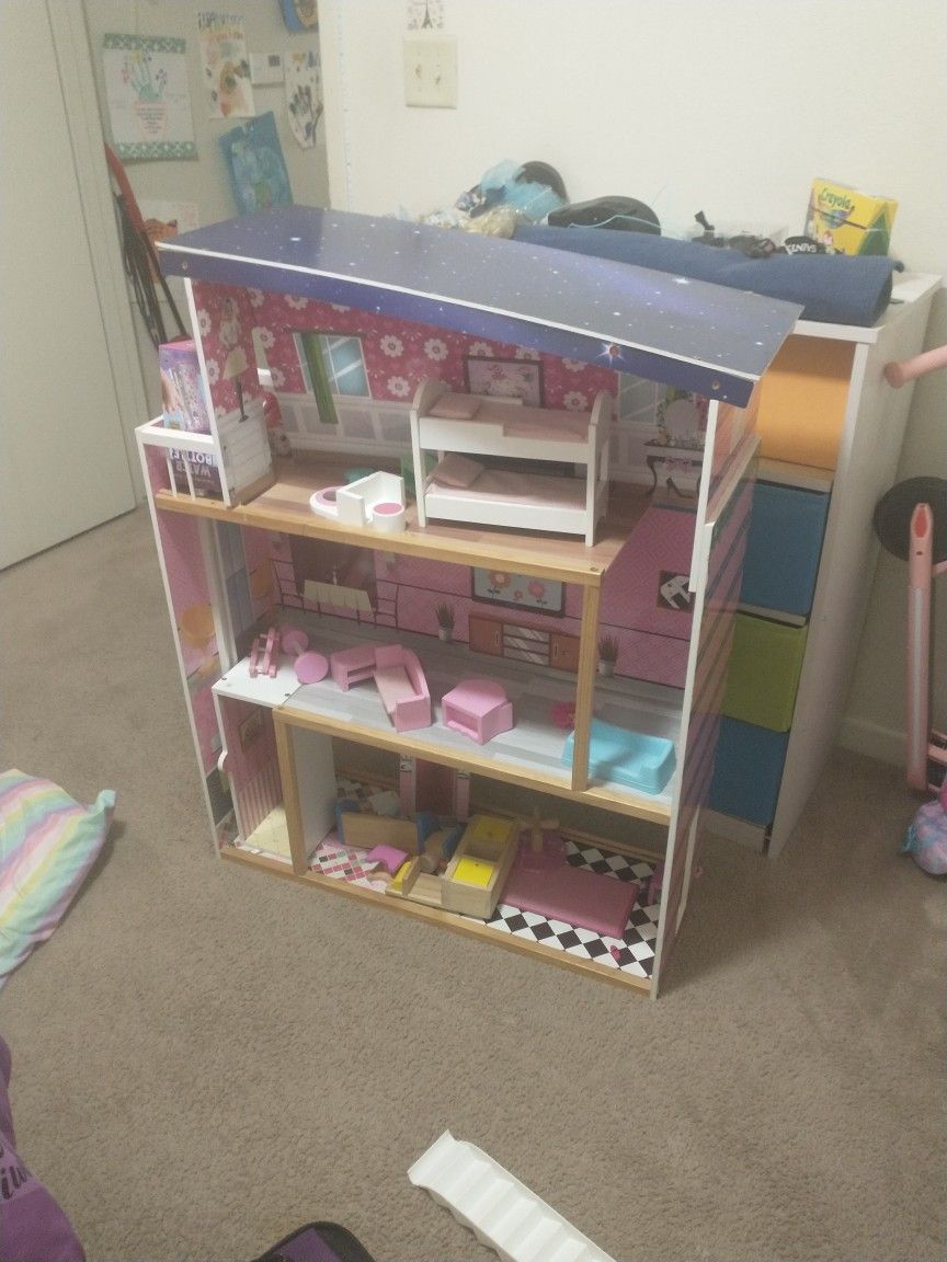 Foot Doll House