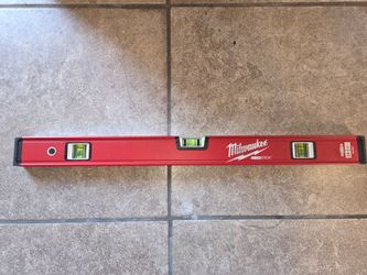 Milwaukee  Red Stick Box  Level 24" (Price is Firm)