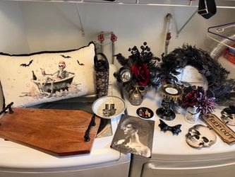 Halloween lot of decor skull skeleton bats pillow wreath coffin tray candle holder