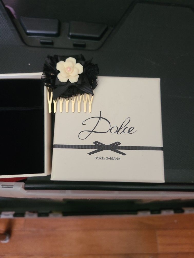 ??Dolce & Gabbana Black Lace White Rose Hair Comb Dolce Promotional Item Dolce&Gabbana Women main image 4