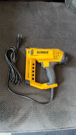 Dewalt Heavy Duty Electirc 5-in-1 Multi-Tacker