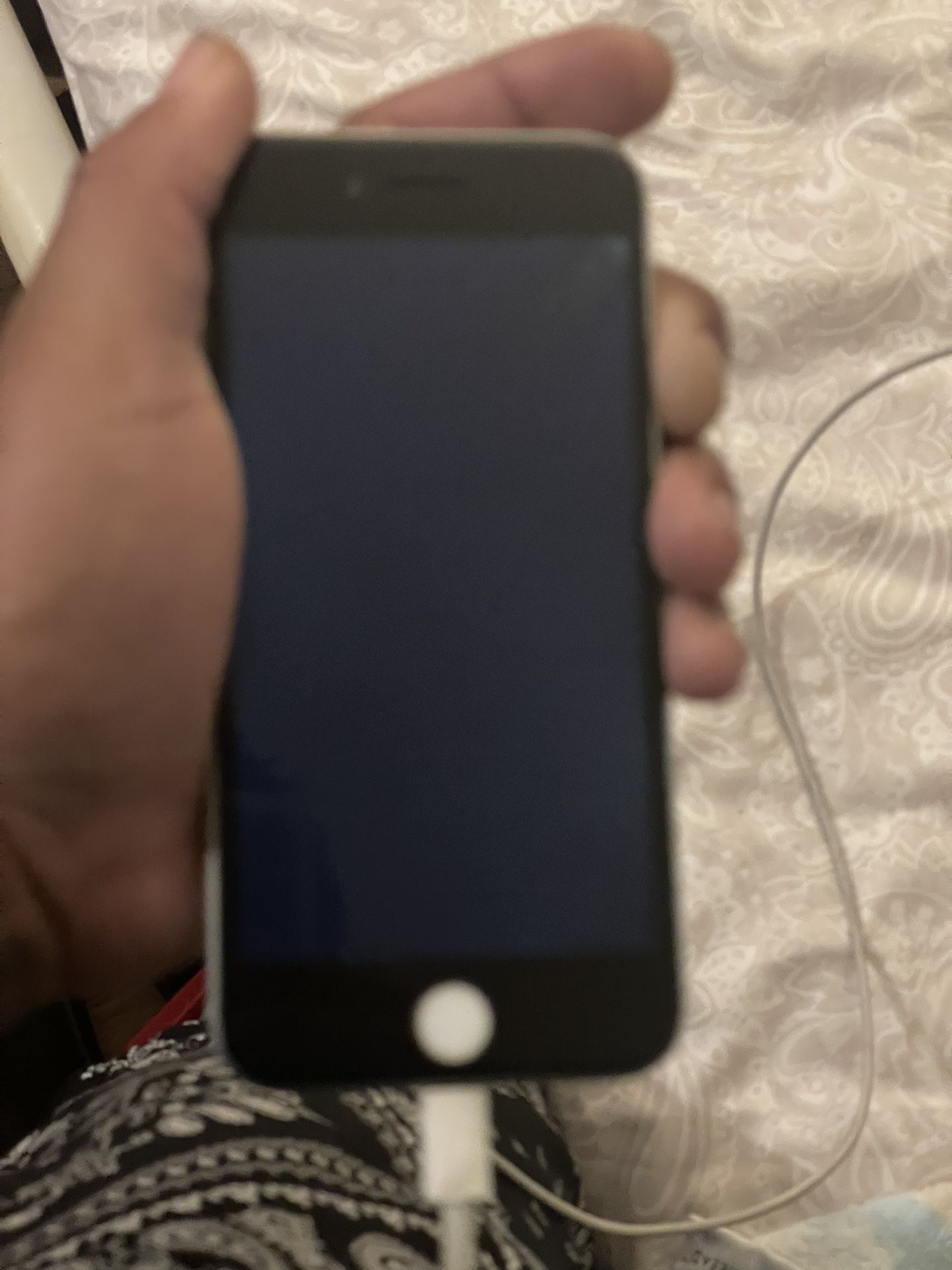 Unlocked iPhone 8 For Parts Or Fix