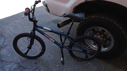 The 2006 Haro F1-C features F-Series