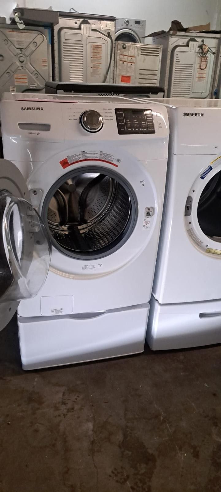Samsung Washer And Gas Dryer W/ Pedestal