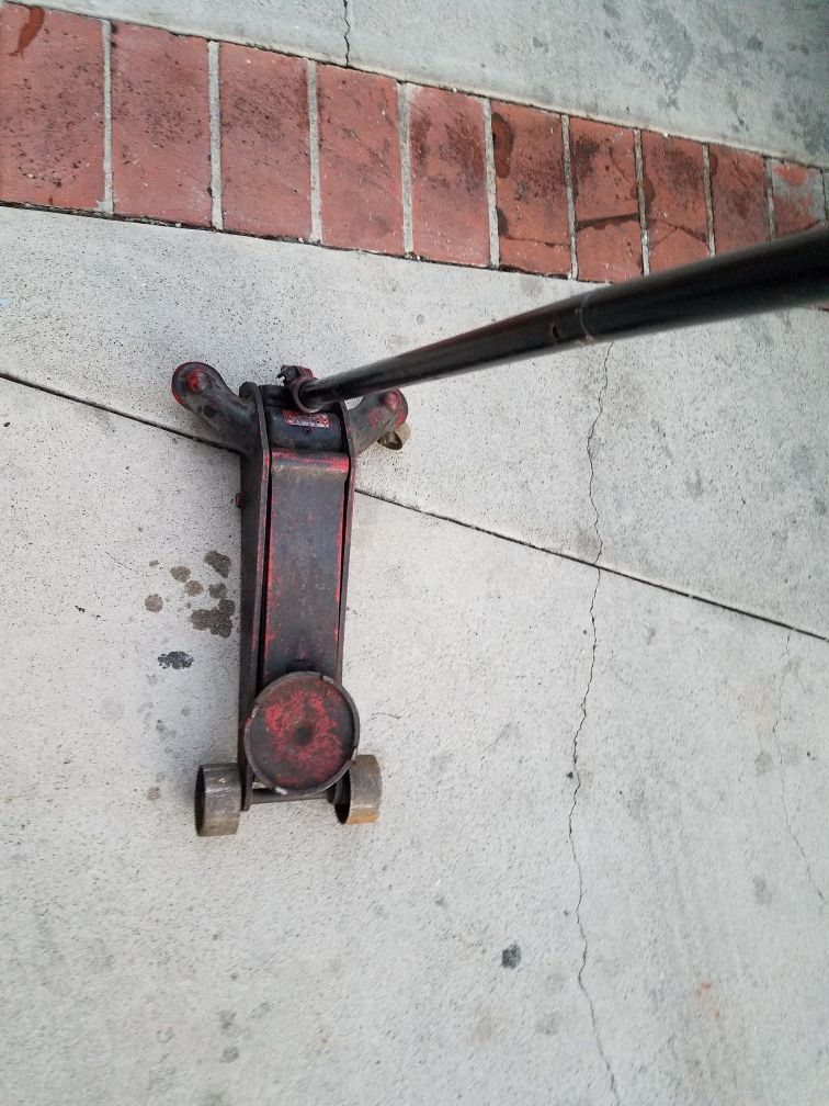 Milwaukee Model 20 Floor Jack Floor Roma