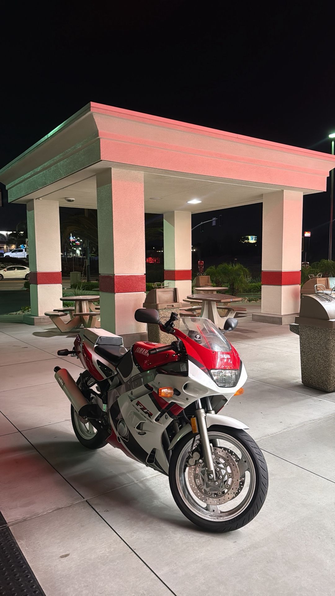 1992 Yamaha Fzr600