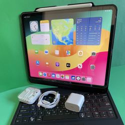 Apple IPad Pro 12.9” 6th Generation (M2 chip / Liquid XDR display/ 2022 ) 128GB with keyboard, pen & Accessories (1TB $1099) 