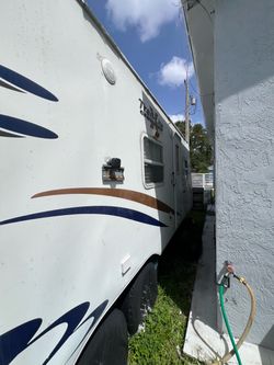 RV Trail-Lite Crossover Travel Trailer