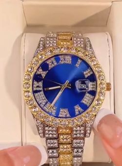 💙 Brand New Luxury Blue Dial Iced-Out Men’s Watch 💙