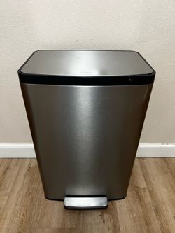 Kohler Step Trash Can