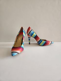 Gianni Bini 4" Heel Size 7M