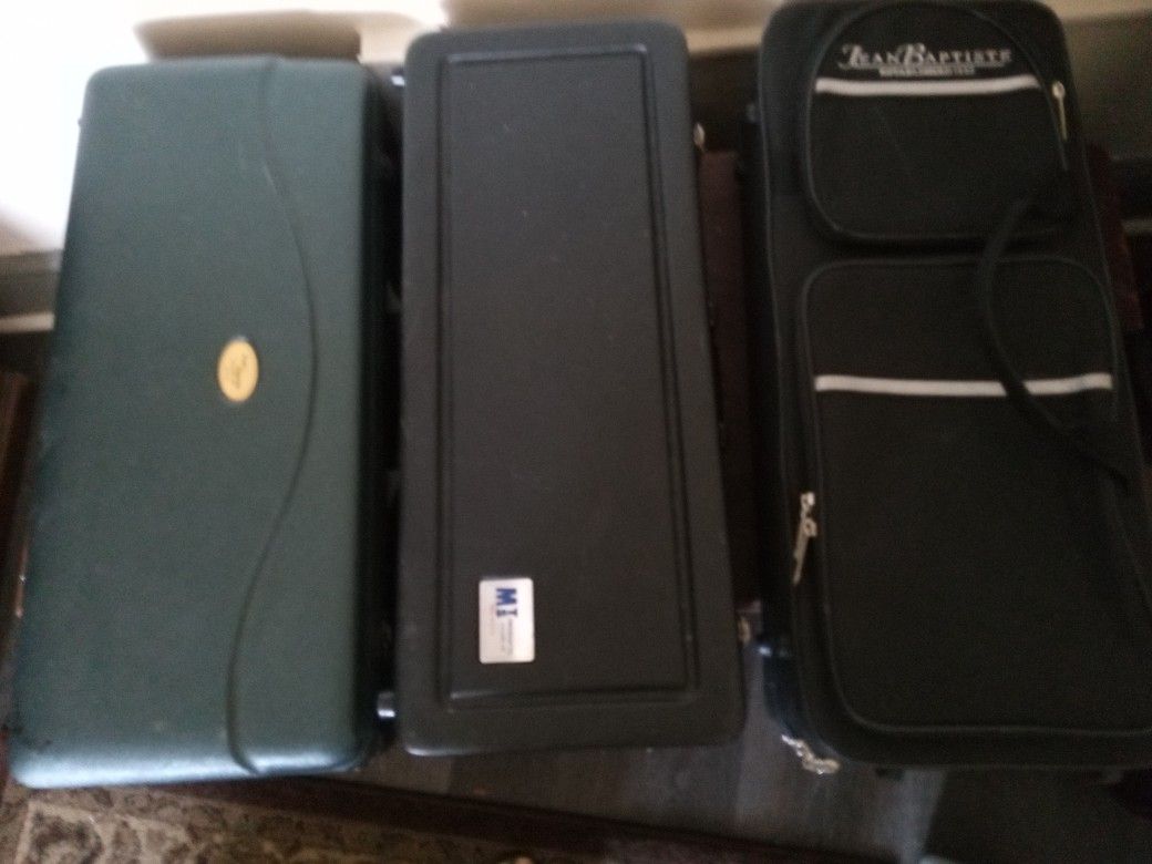 Saxophones 3 Pack Make Offer