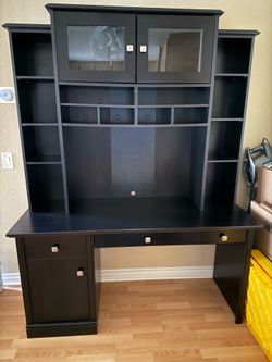 Desk”