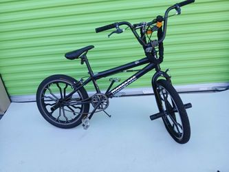 BIKE MONGOOSE 3.1 Ft Tall