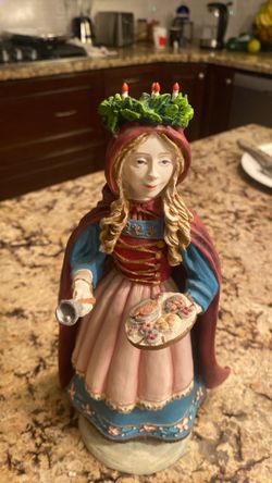 Duncan Royale History of Santa “St Lucia”