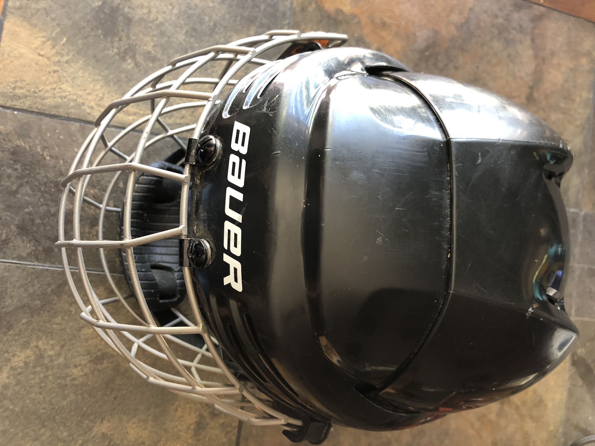 Bauer Youth Hockey Helmet Model BHH2100 True Vision FM2100 S/P Small In