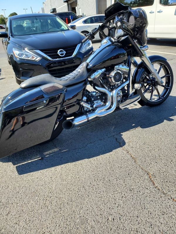 2014 Harley Davidson street glide for Sale in Pineville