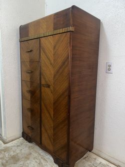 Furniture for clothes