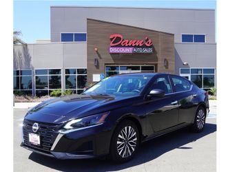 2025 Nissan Altima