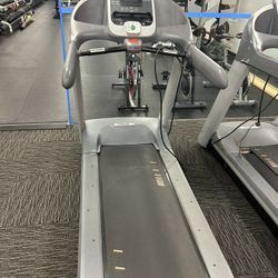 Precor 956i Treadmill 