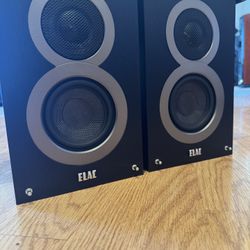 ELAC DEBUT DB41 Bookshelf Speakers 