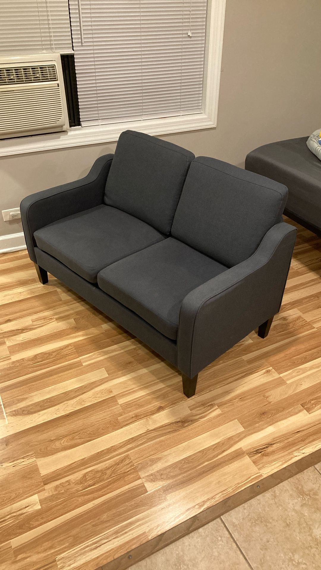 2-Seater Sofa / Couch / Loveseat