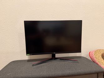 27” UltraGear™ Full HD IPS 1ms Gaming Monitor with 144Hz