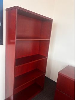 Like new book case