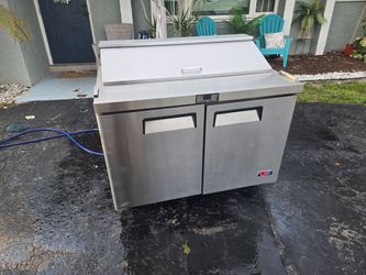 Refrigerated Prep Table - Evaluated by Intertek*