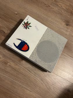 Xbox One S.