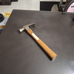 Heavy Duty Wood Handle Claw Hammer Weighs 26 OZ Including The Handle, 13" Long
