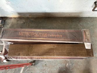 MeteoPolitan collection floor