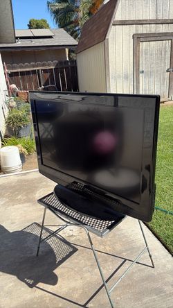 Apex Flat Screen TV