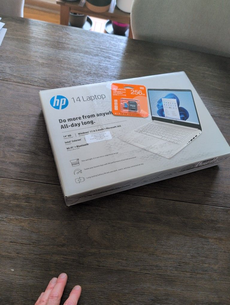 14" HP laptop