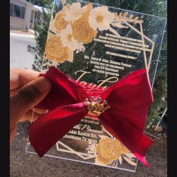 Custom invitations  & party deco