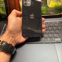 IPhone 12 BRAND NEW Used once