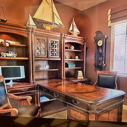 Office Desk And Leather Chairs