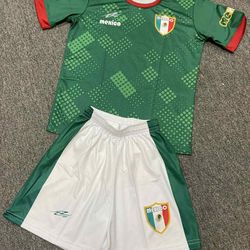 Nuevos Uniformes de futbol soccer para niño