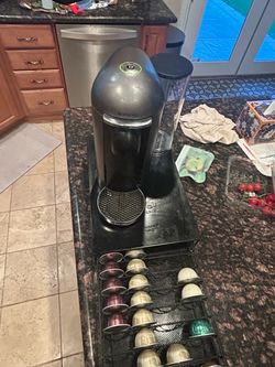 Nespresso VertuoPlus Deluxe Cup Coffee & Espresso Machine