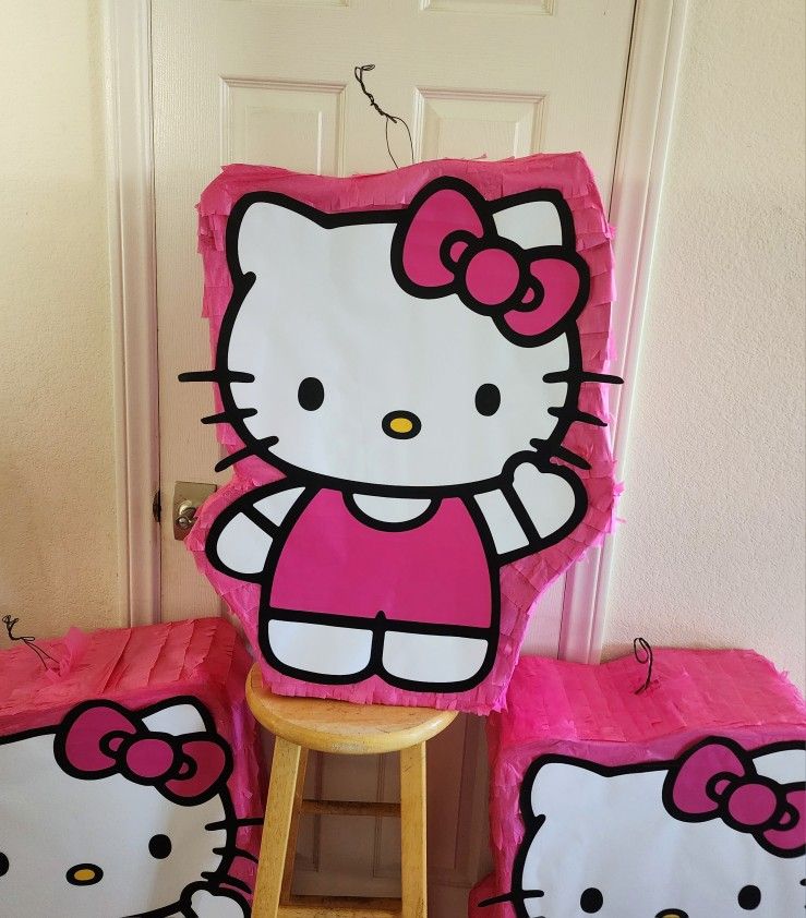 Hello Kitty Pinata