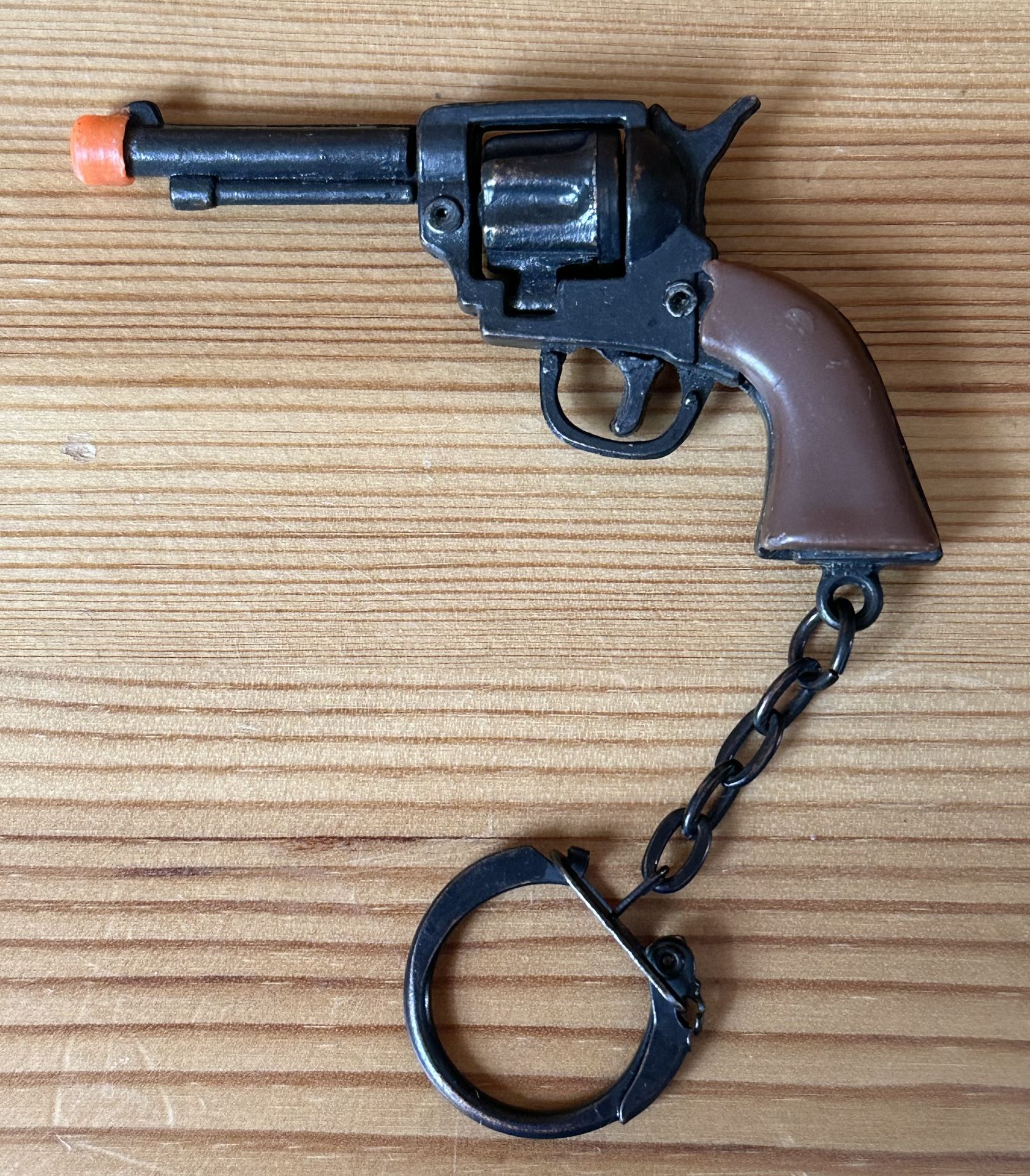 Vintage Mini Metal Black/Brown Toy Revolver Cap Gun Keychain Rare