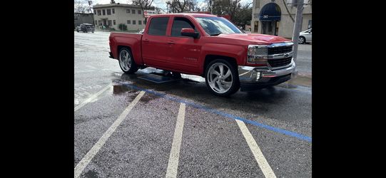 2016 Chevy Silverado OEM Hood