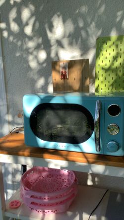 Sky Blue Retro Microwave