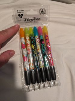Disney Parks Pen Set