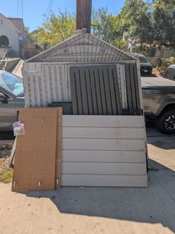 Storage shed (disassembled)