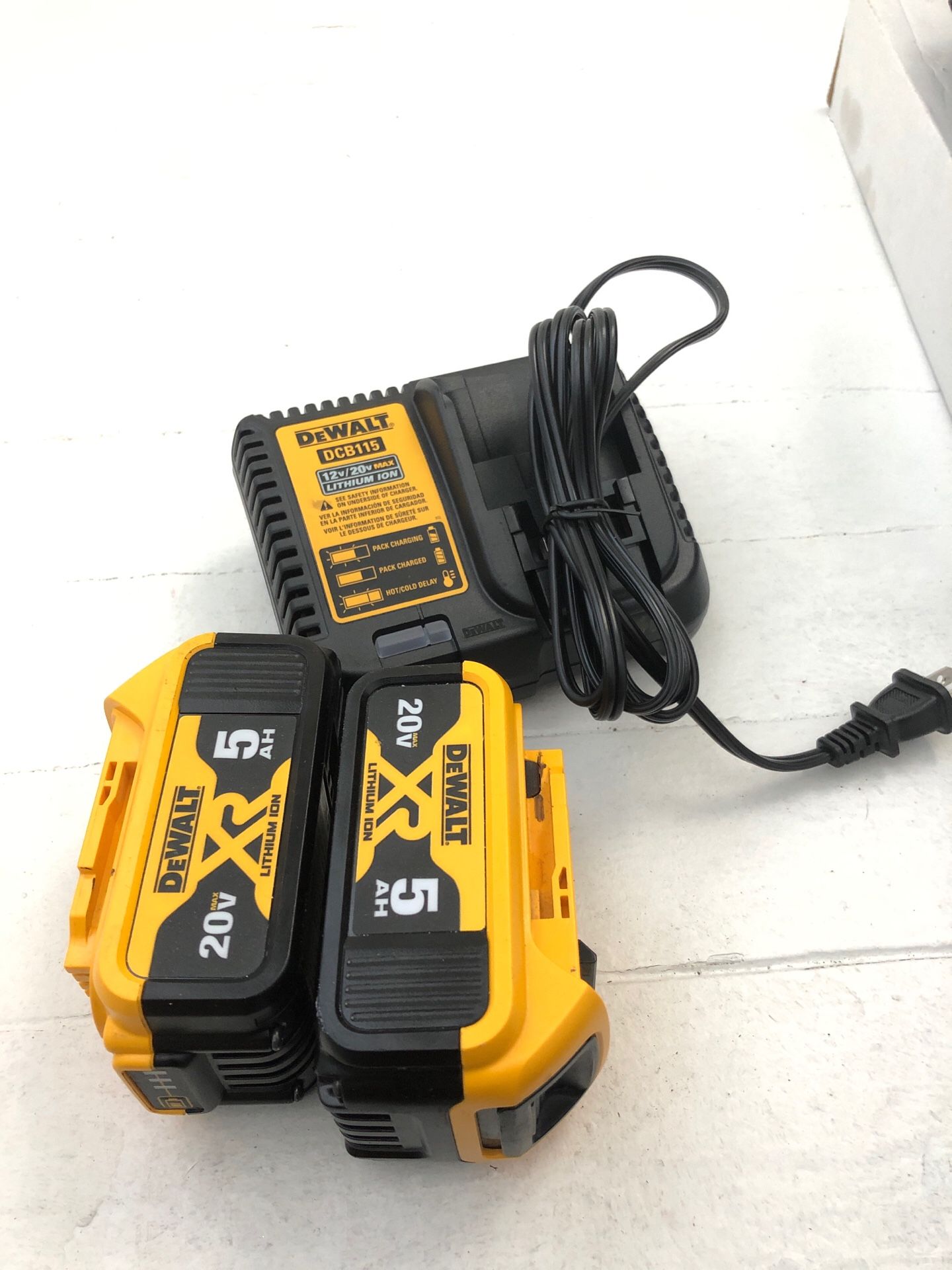 2 Dewalt XR 20v battery and charger