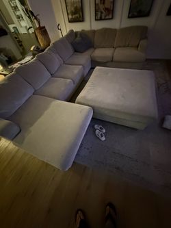 Sectional sofa couch