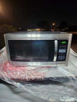 Magic Chef HMM1611ST Stainless Steel Countertop Microwave