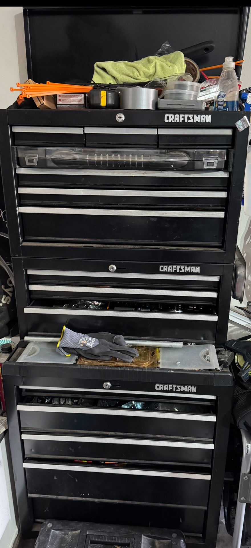 Craftsman 15 Drawer Roll around Tool Box